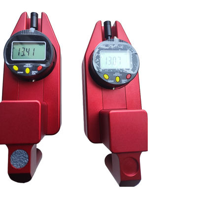 Instrumen portabel presisi tinggi untuk mengukur ketebalan tanda jalan Rasio resolusi 0,01mm