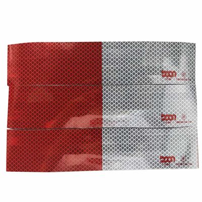 Tanda Reflektif Retro Merah Dan Putih Perekat PVC Untuk Kendaraan Truk