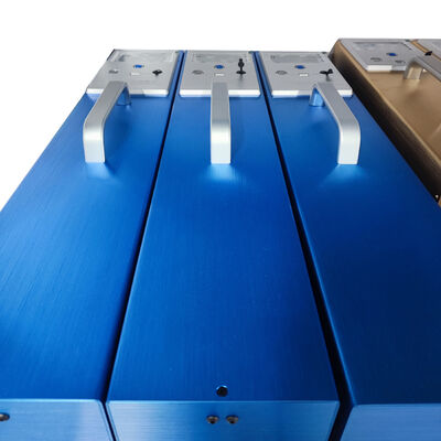 Rentang pengukuran QD 0-400 Mcd M² lx Meter Retroreflektor Kesalahan pengukuran pengulangan di bawah 3 persen Volume keseluruhan 700mm X 135mm X 115mm