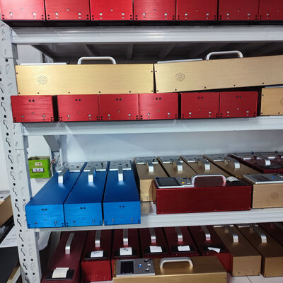 Alat sudut pandang 105 derajat dengan kesalahan pengukuran kecil dan volume keseluruhan 700mm X 135mm X 115mm direkayasa untuk memberikan akurasi dimensi